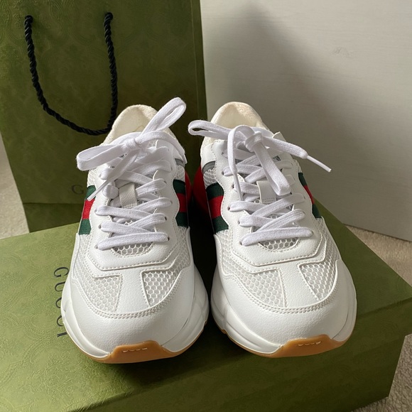 SOLD **BRAND NEW GUCCI SNEAKERS** - Picture 4 of 10